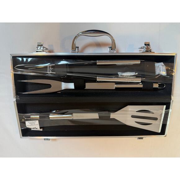 Stainless Steel BBQ Grill Tools Set in Red Aluminum Carry Case – 3 Piece - Picture 1 of 3